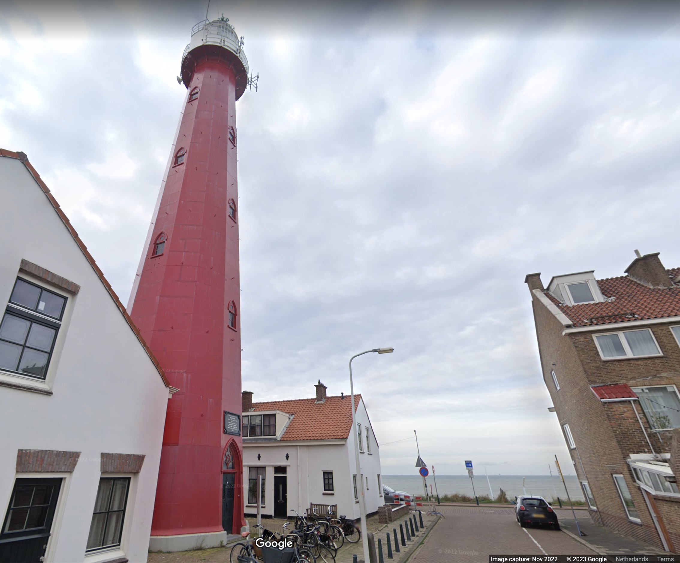 Vuurtoren van Scheveningen (red lighthouse)